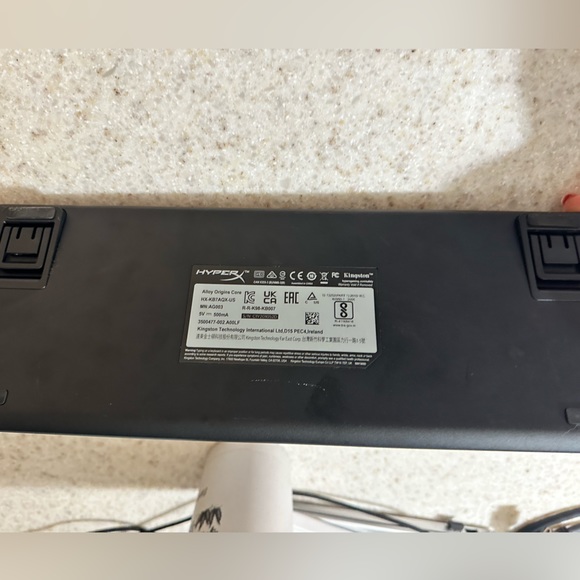 Hyper X Gaming Keyboard with Galaxy Keycaps - Picture 3 of 3